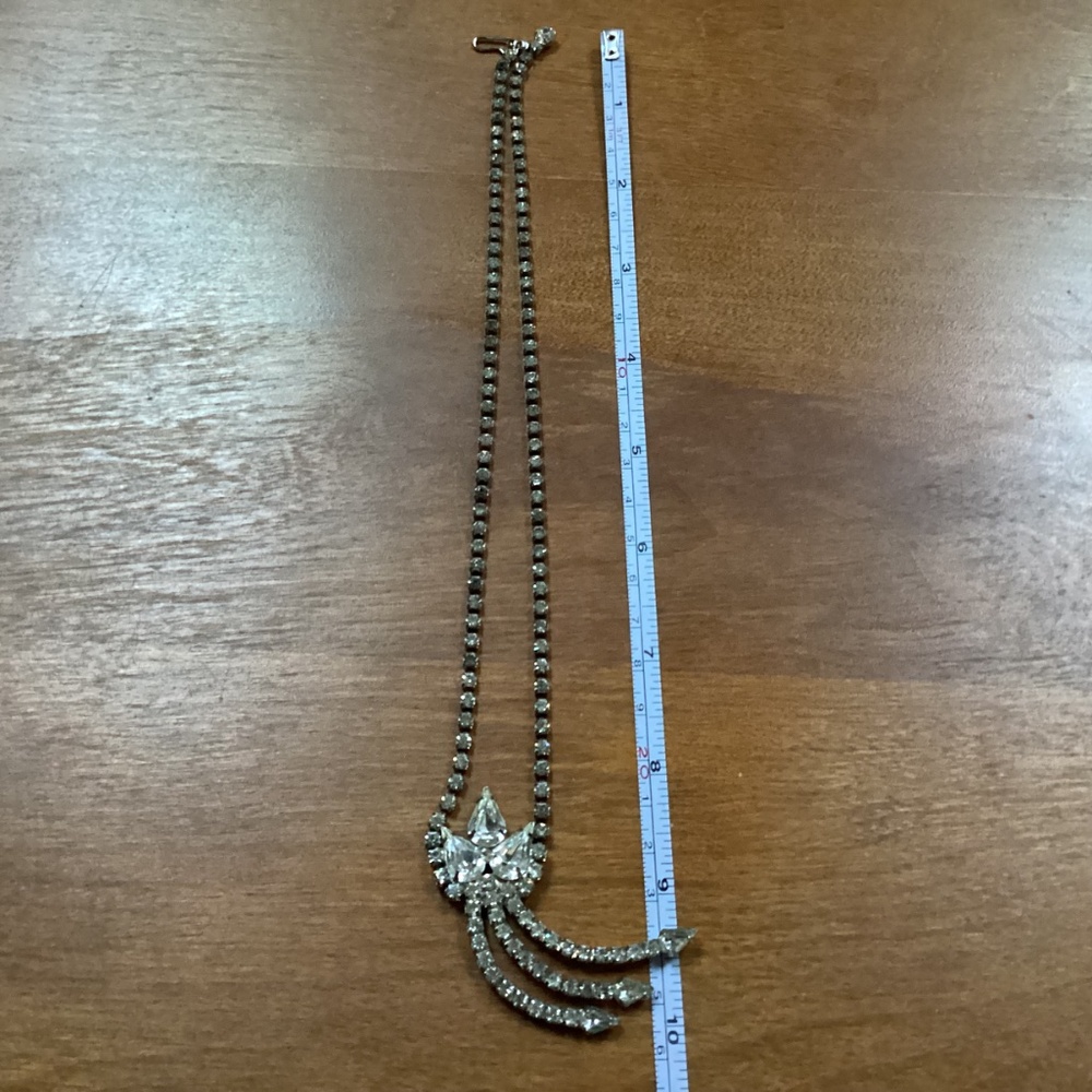 Vintage Rhinestone Necklace Silver-tone - Picture 3 of 8